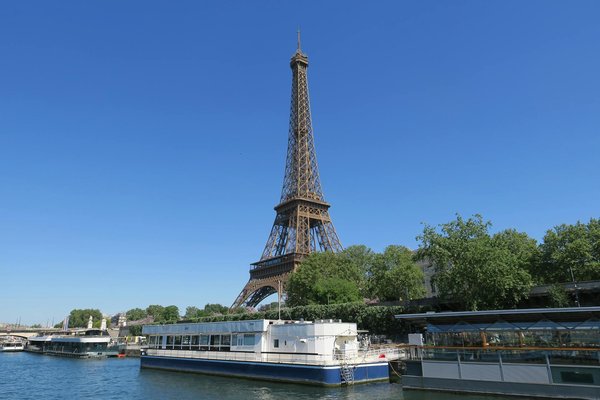Peut-on trouver une croisière qui propose des sessions de méditation guidée sur le pont?
